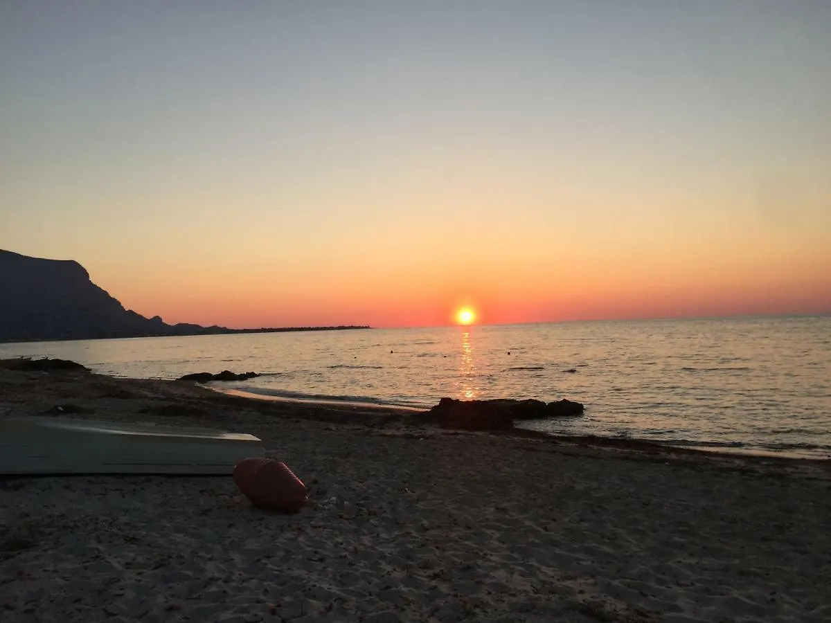 A Casa Di Giuseppe 2 Bed & Breakfast Carini 0*,